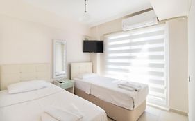 Apartments Near To City Center And Beach